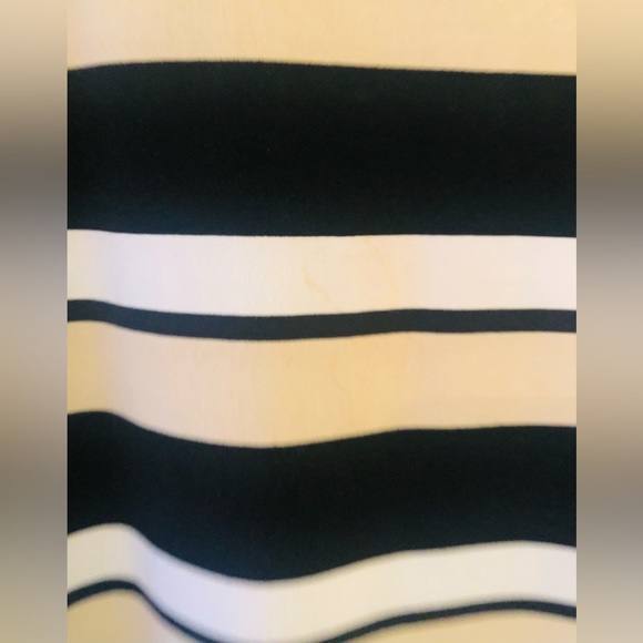 White House-Black Market Cute Striped Dress - Picture 3 of 6